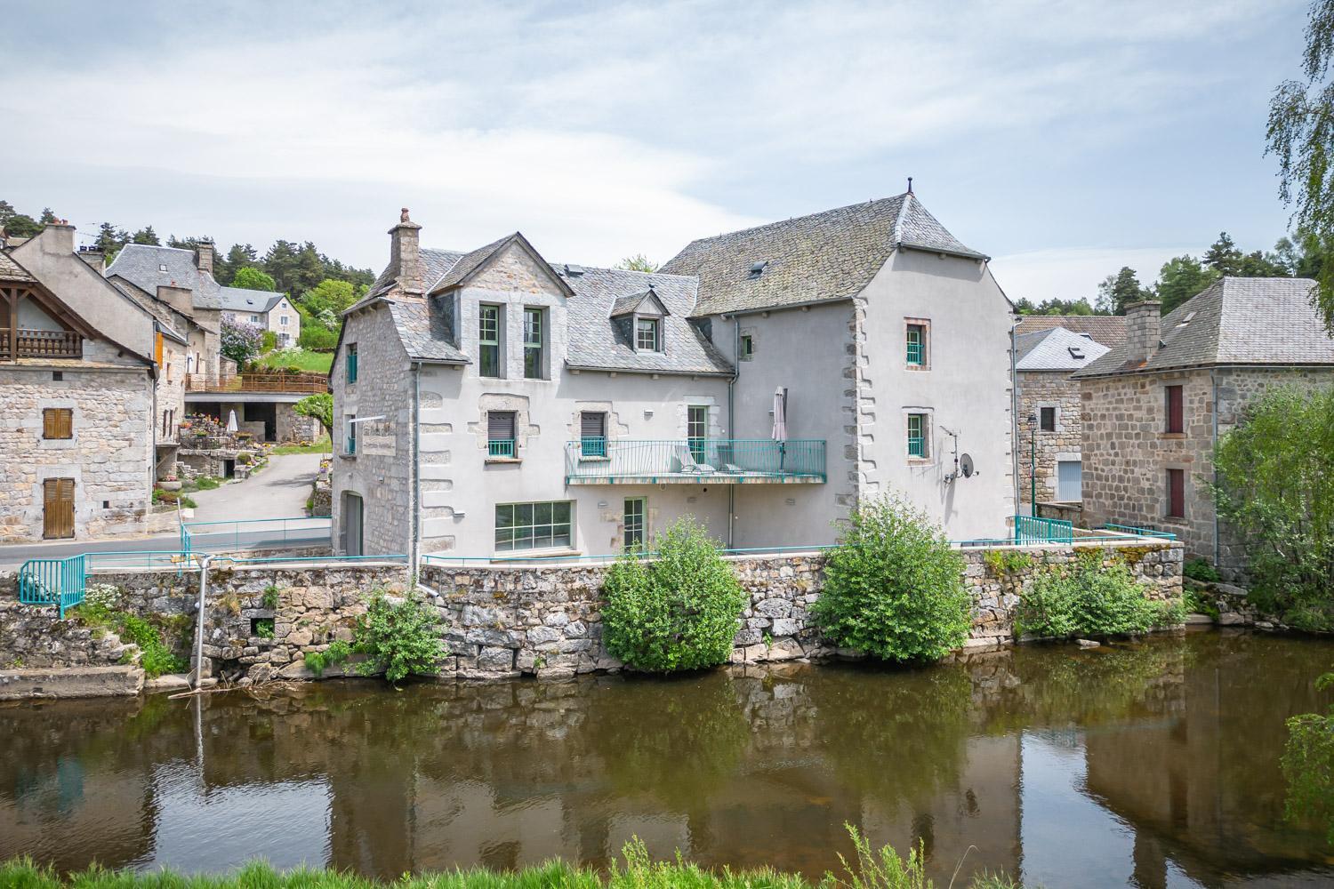 Residence Les Rives Du Bes Saint-Juery  Exterior photo